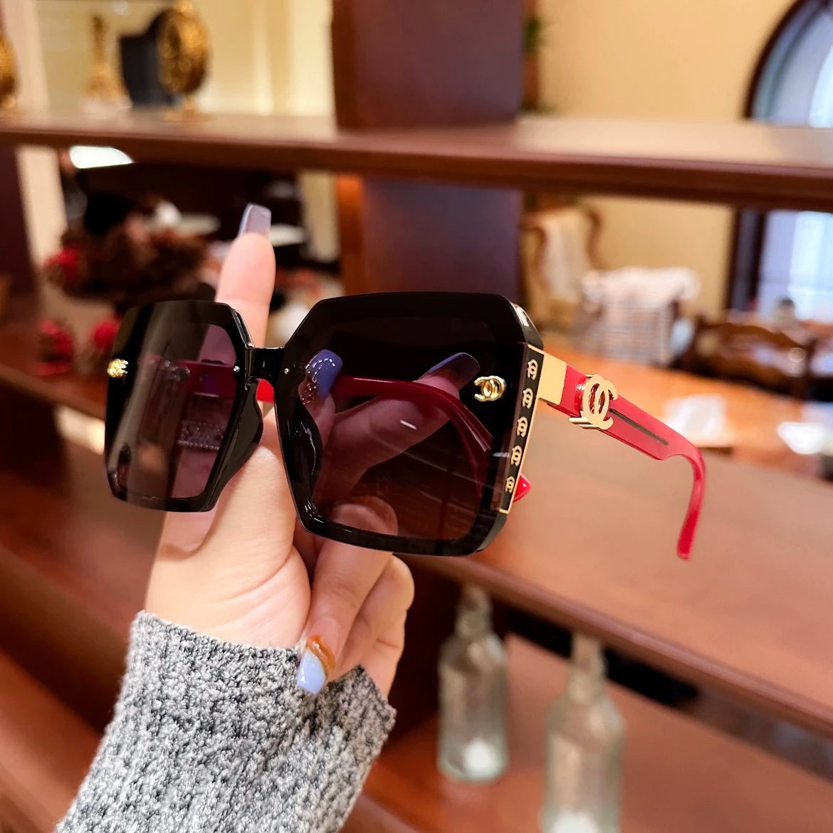 Oversized Square Sunglasses With Emblem Detailing Edge - WO2MEN