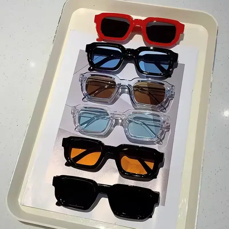Men's Vintage Rectangle Sunglasses — view 2