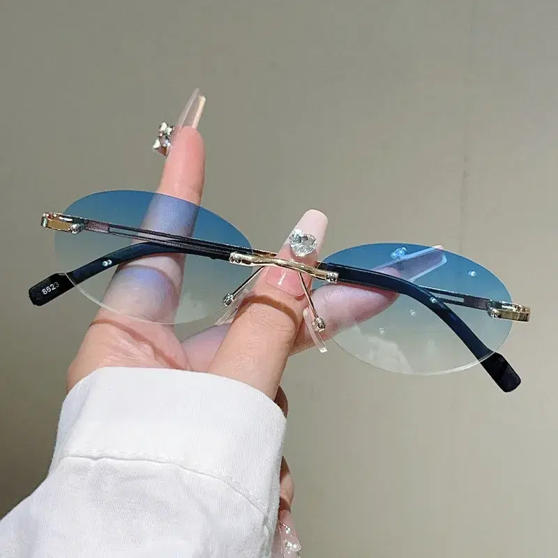Rimless Oval Sunglasses Gradient — view 3
