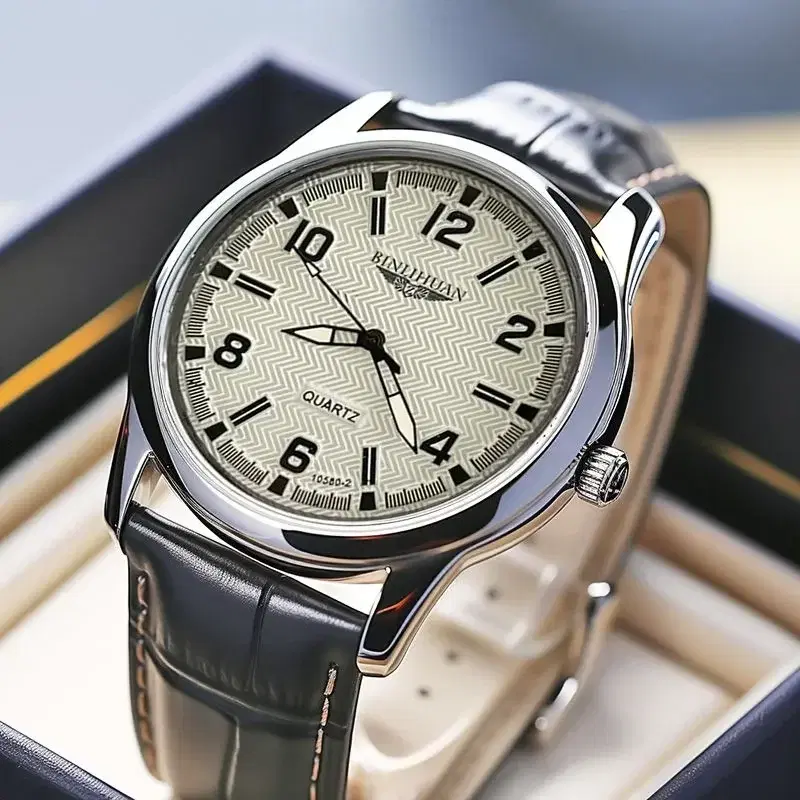 Men's Leather Quartz Wristwatch — view 3