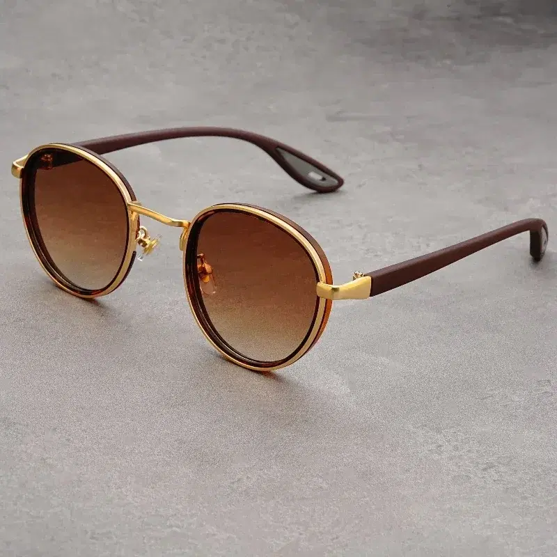 Round Metal Sunglasses Titanium — view 3