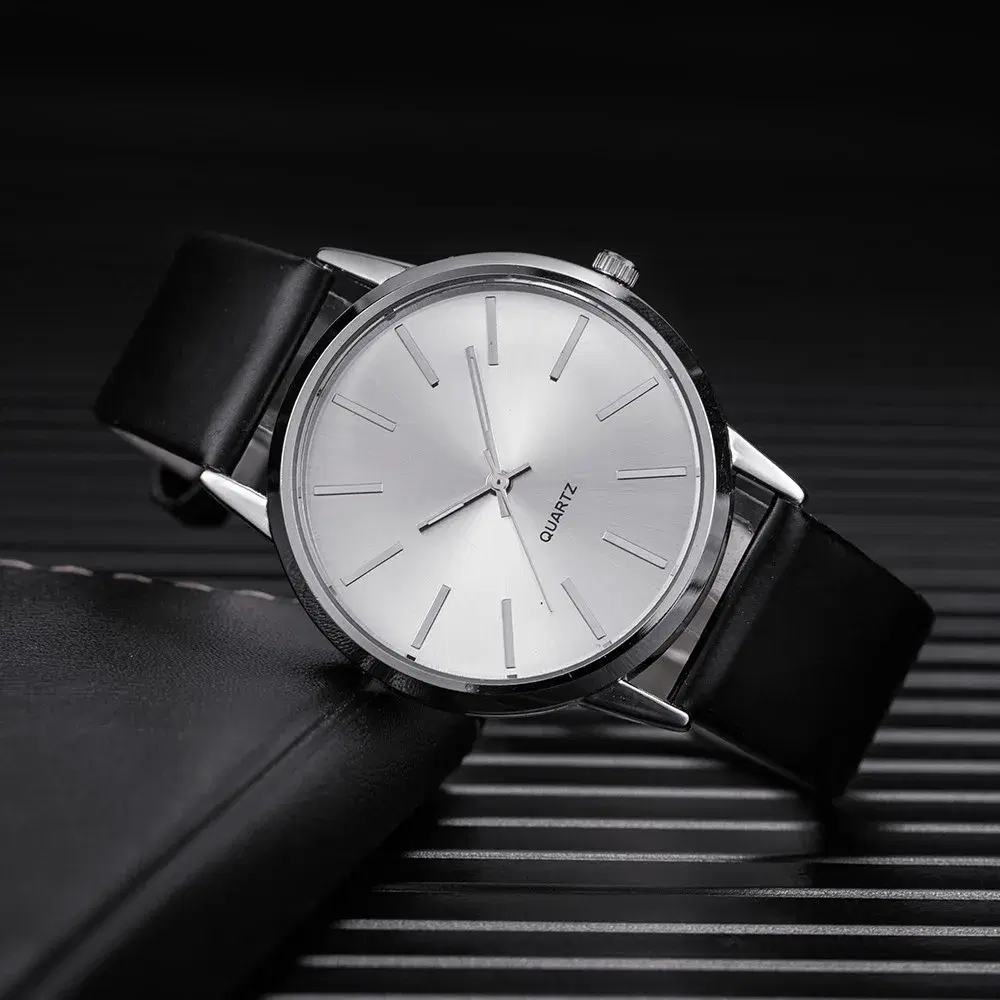 Men's Leather Strap Quartz Watch — view 3
