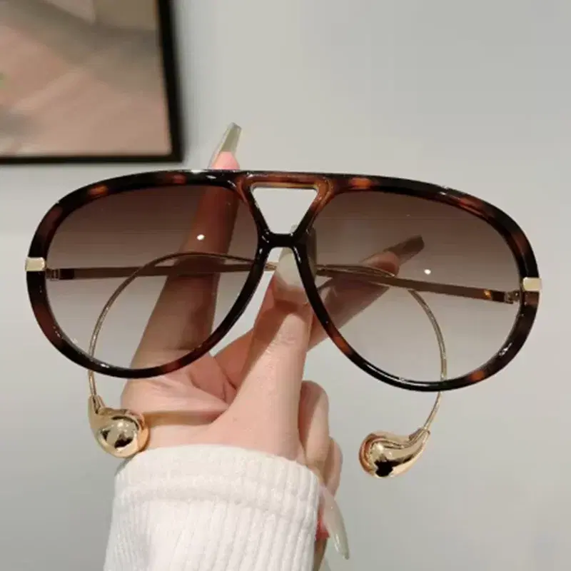 Oversized Pilot Sunglasses Tortoise