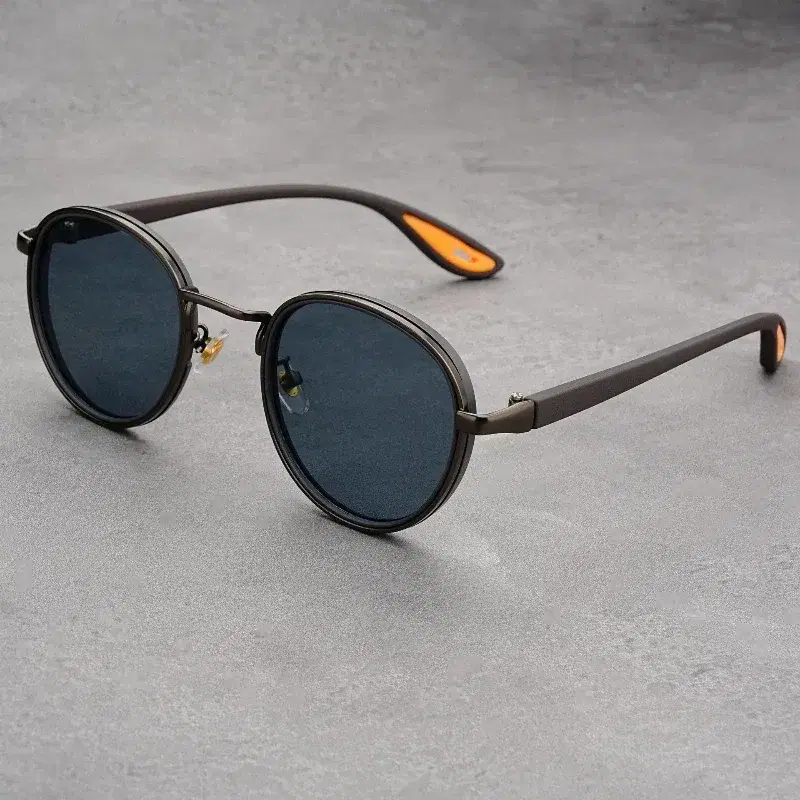 Round Metal Sunglasses Titanium