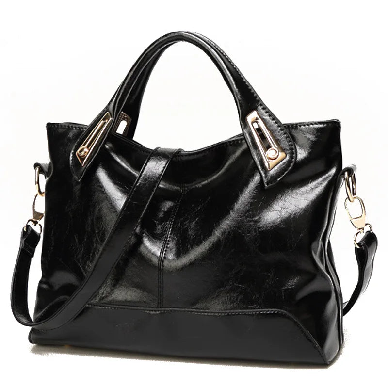 Elegant Everyday Tote With Generous Interior Pockets