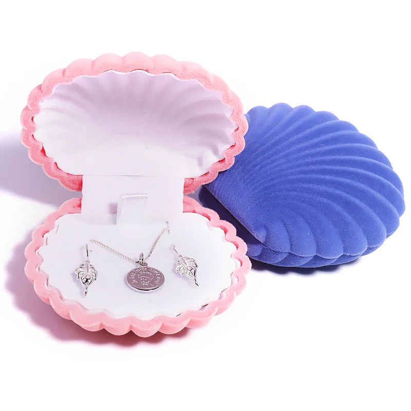 Shell Shape Velvet Jewelry Box for Engagement Ring