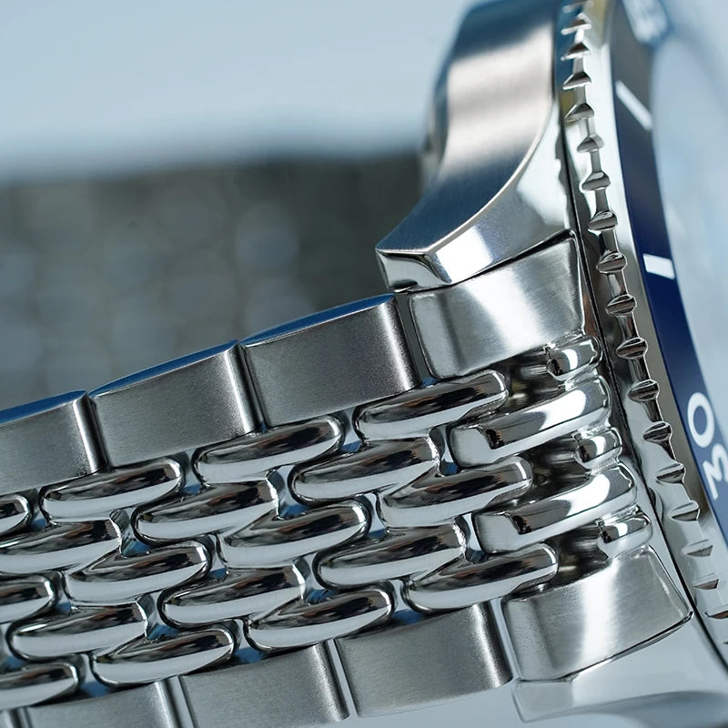 Automatic Mechanical Dive Watch with Date Window