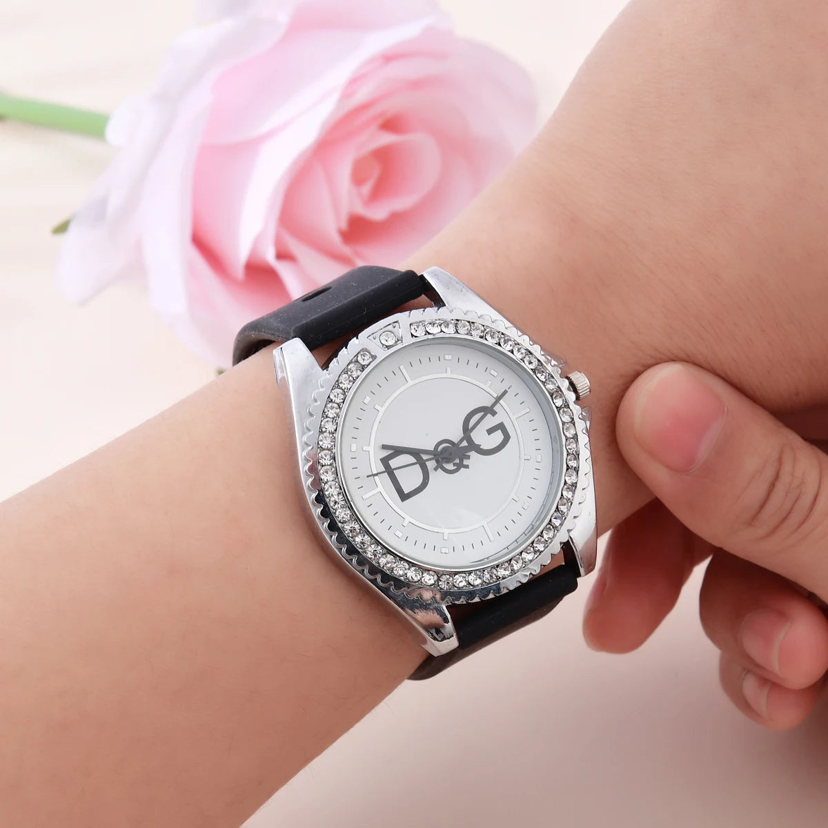 Crystal Bezel Watch with Sparkling Ring Detail