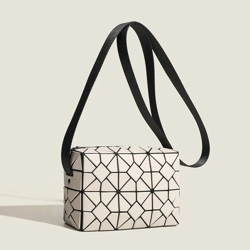 Geometric Bag with Diamond Grid Pattern Crossbody