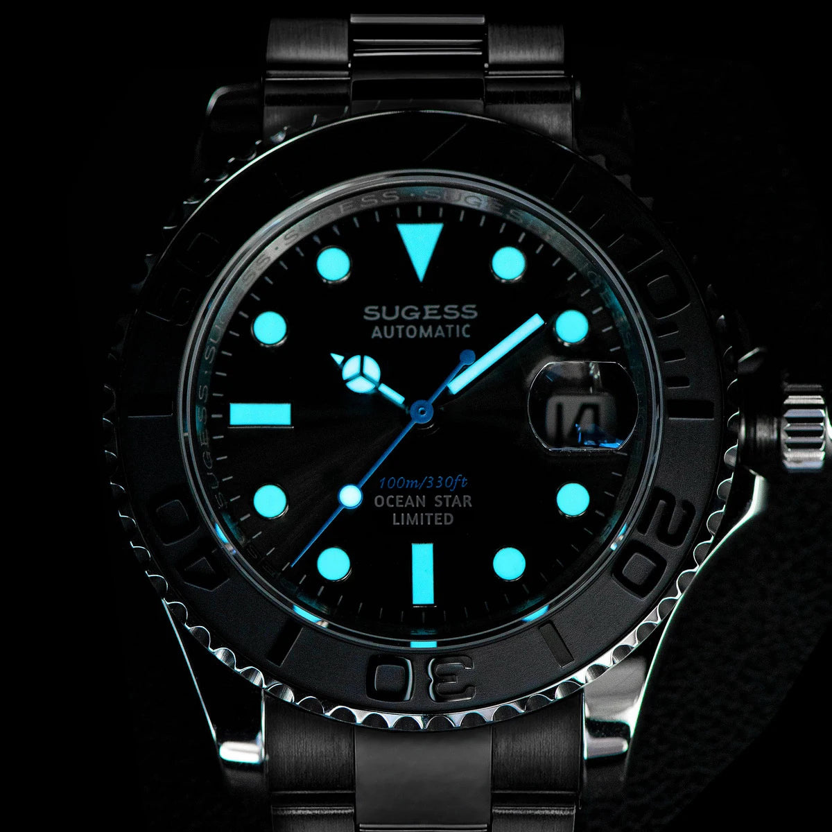 Diver Watch with Sapphire Crystal 100m Water Resistant