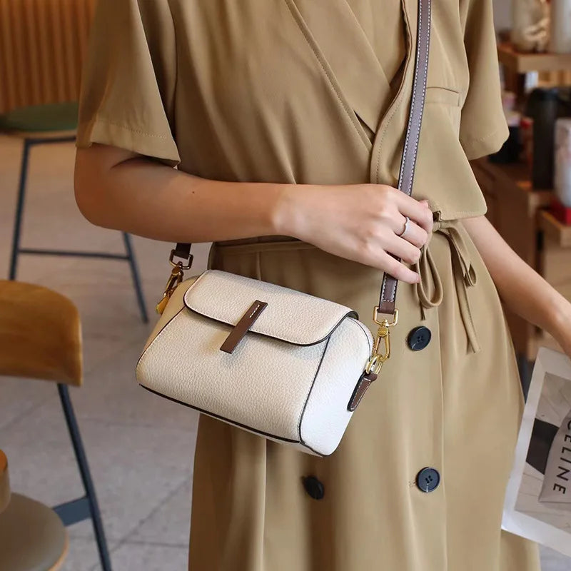Shell Handbag with Adjustable Shoulder Strap Detachable