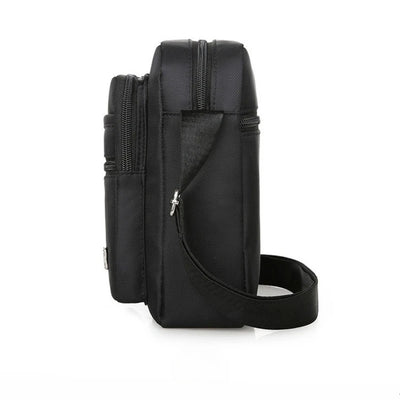 Crossbody Bag with Multiple Pockets And Strap