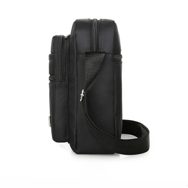 Crossbody Bag with Multiple Pockets And Strap