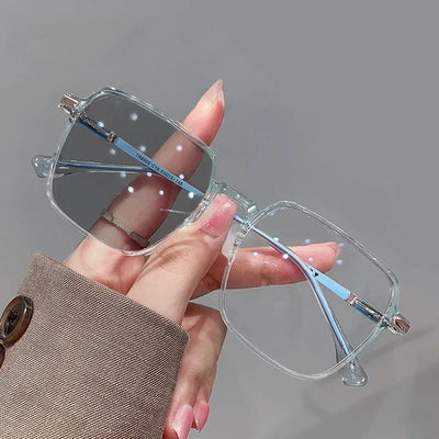 Photochromic Glasses With Translucent Frame Elegance - WO2MEN