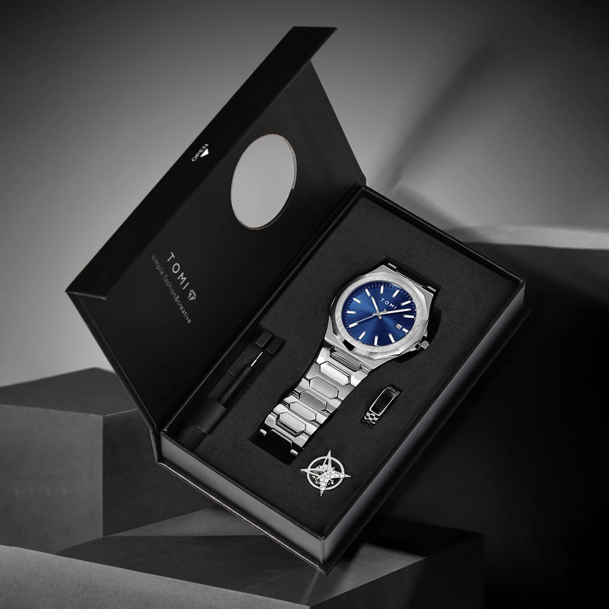 Wristwatch Numberless Display Complete Calendar