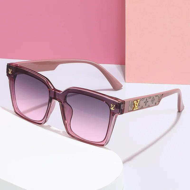 Luxurious Square Framed Sunglasses With Monogram Accent - WO2MEN
