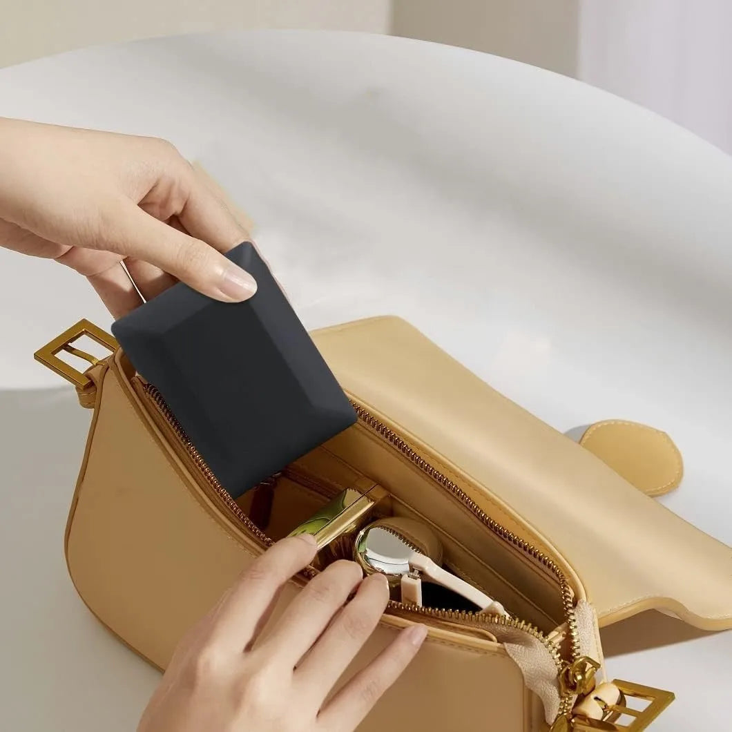 Elegant LED Velvet Jewelry Box for Proposals and Gifts