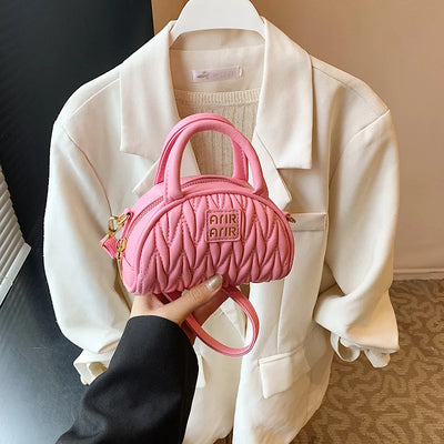 Handbag With Pleated Quilt Pattern For Little Ones - WO2MEN