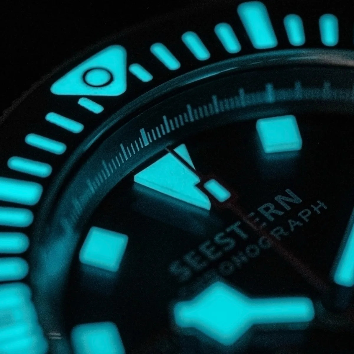 Chronograph Mechanical Wristwatch with Nylon Strap