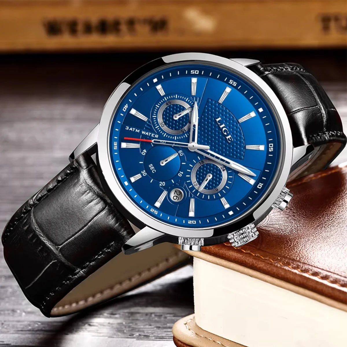 Chronograph Quartz Wristwatch Water Resistant Dial