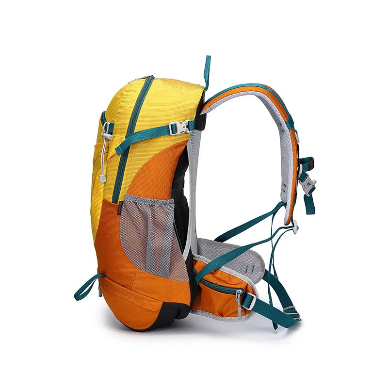 Lightweight All Weather Hiking Backpack with Rain Cover