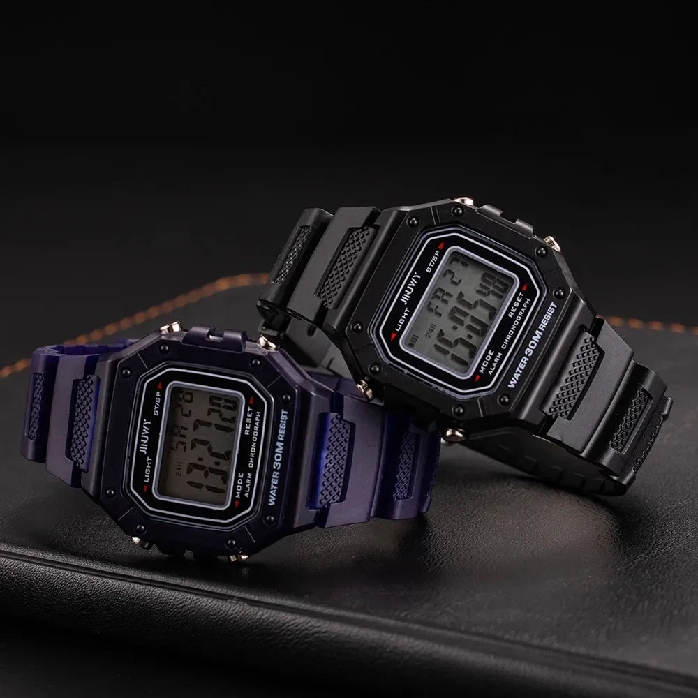 Wristwatch Digital Chronograph Water Resistant