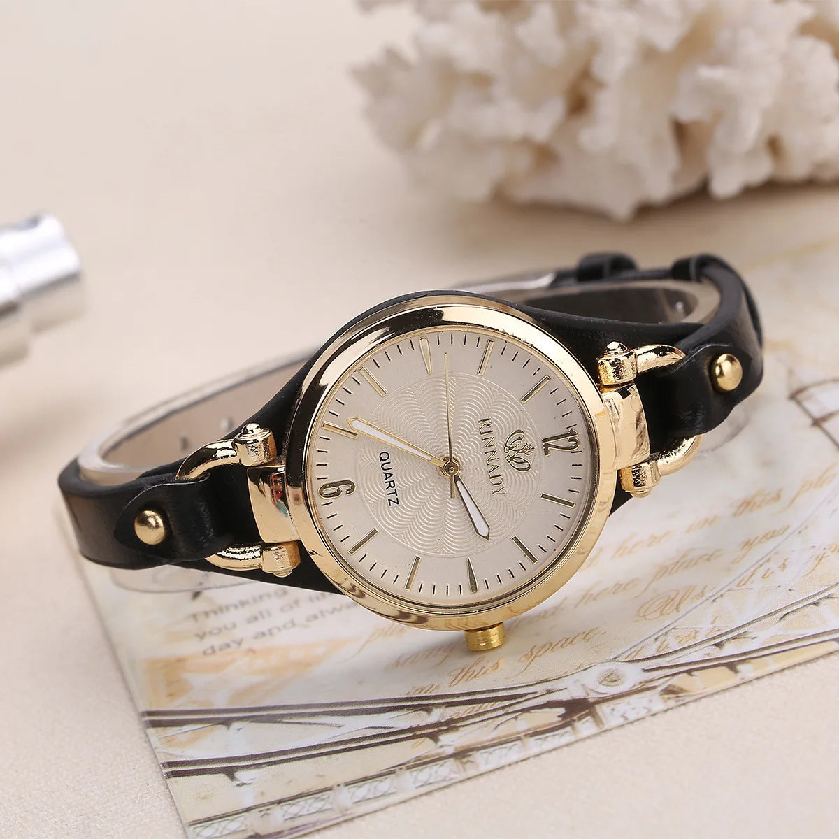 Women's Minimalist Quartz Timepiece Round Dial