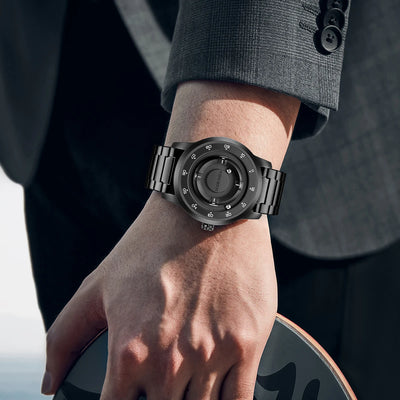 Planet Design Floating Magnetic Pointer Watch