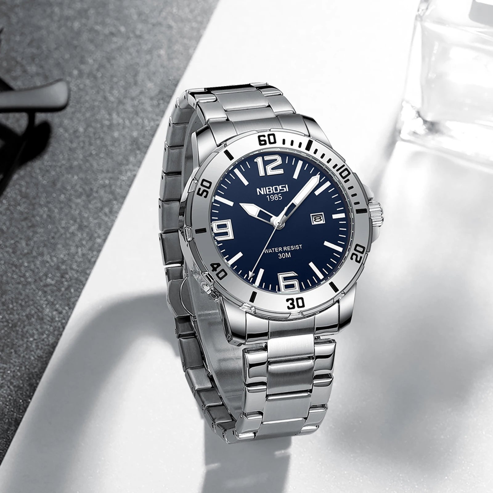 Men's Stainless Steel Wristwatch with Date Window