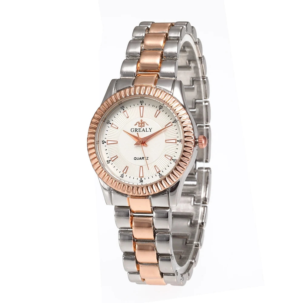 Classic Round Quartz Wristwatch Fluted Bezel Design