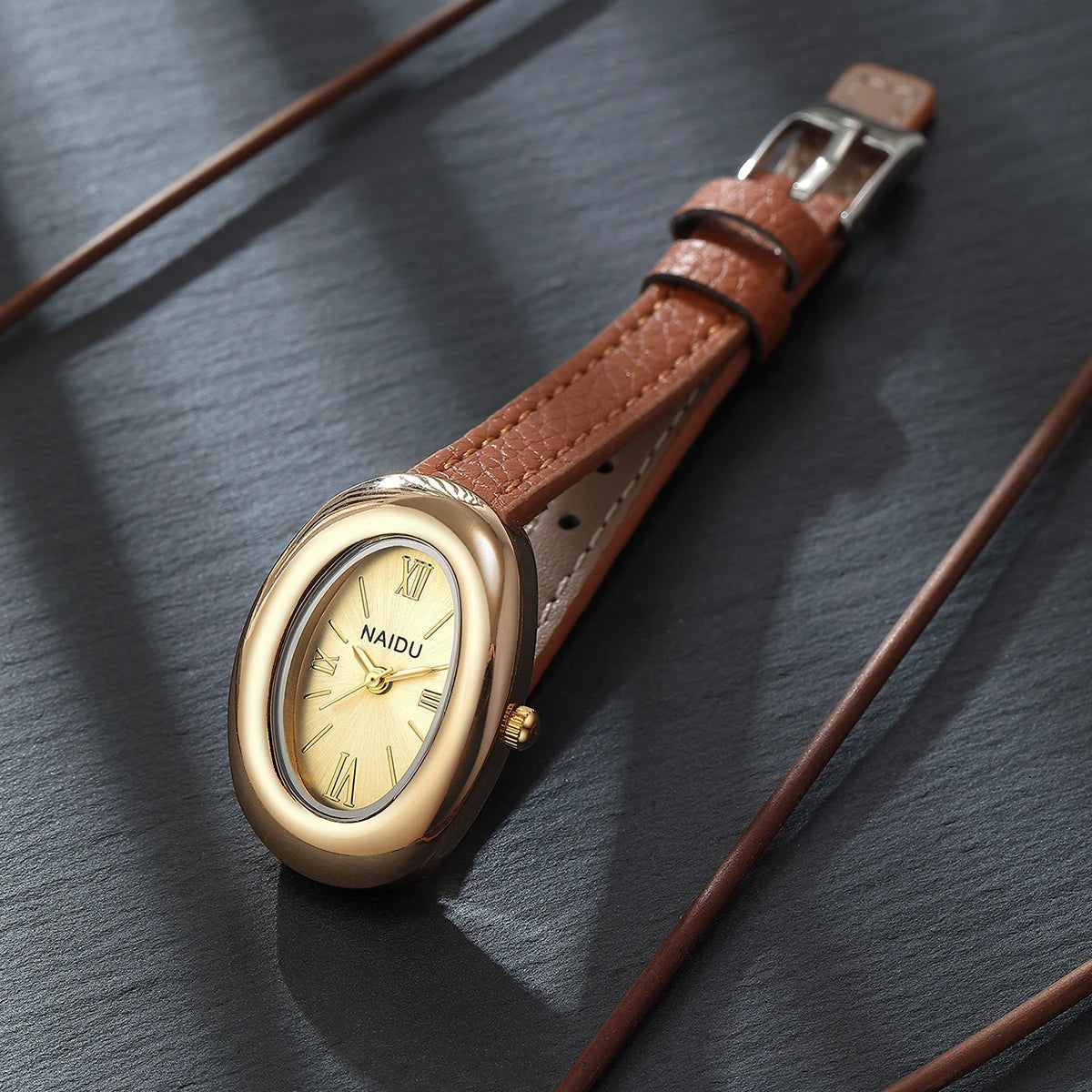 Elegant Belt Style Watch With Vintage Dial Oval Case - WO2MEN