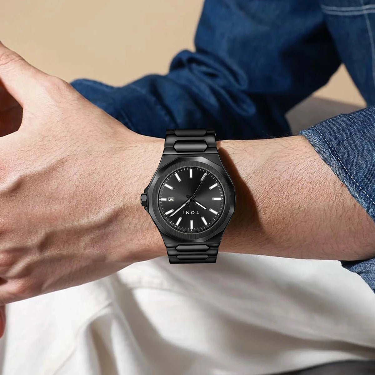 Wristwatch Numberless Display Complete Calendar