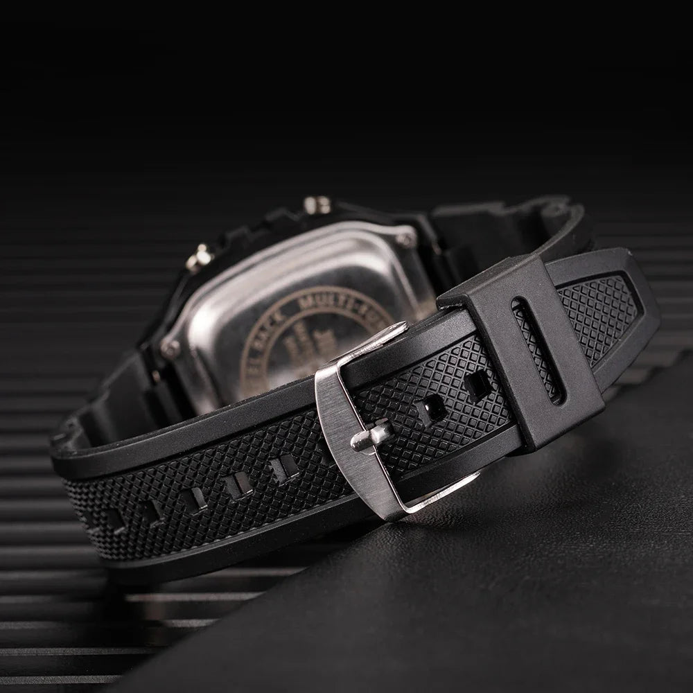 Wristwatch Digital Chronograph Water Resistant
