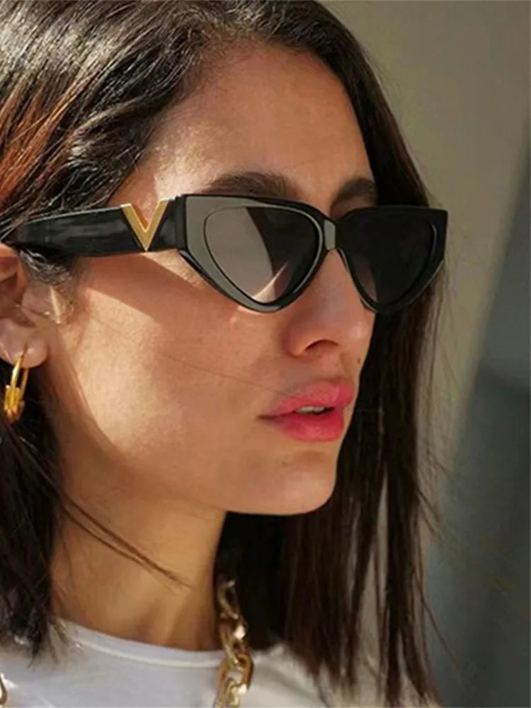 Cat Eye Sunglasses With V Accent Frame Everyday Style - WO2MEN