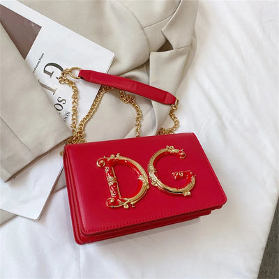 Ornate Letter Emblem Mini Bag With Chain For Evening