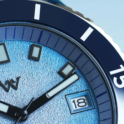 Automatic Mechanical Dive Watch with Date Window