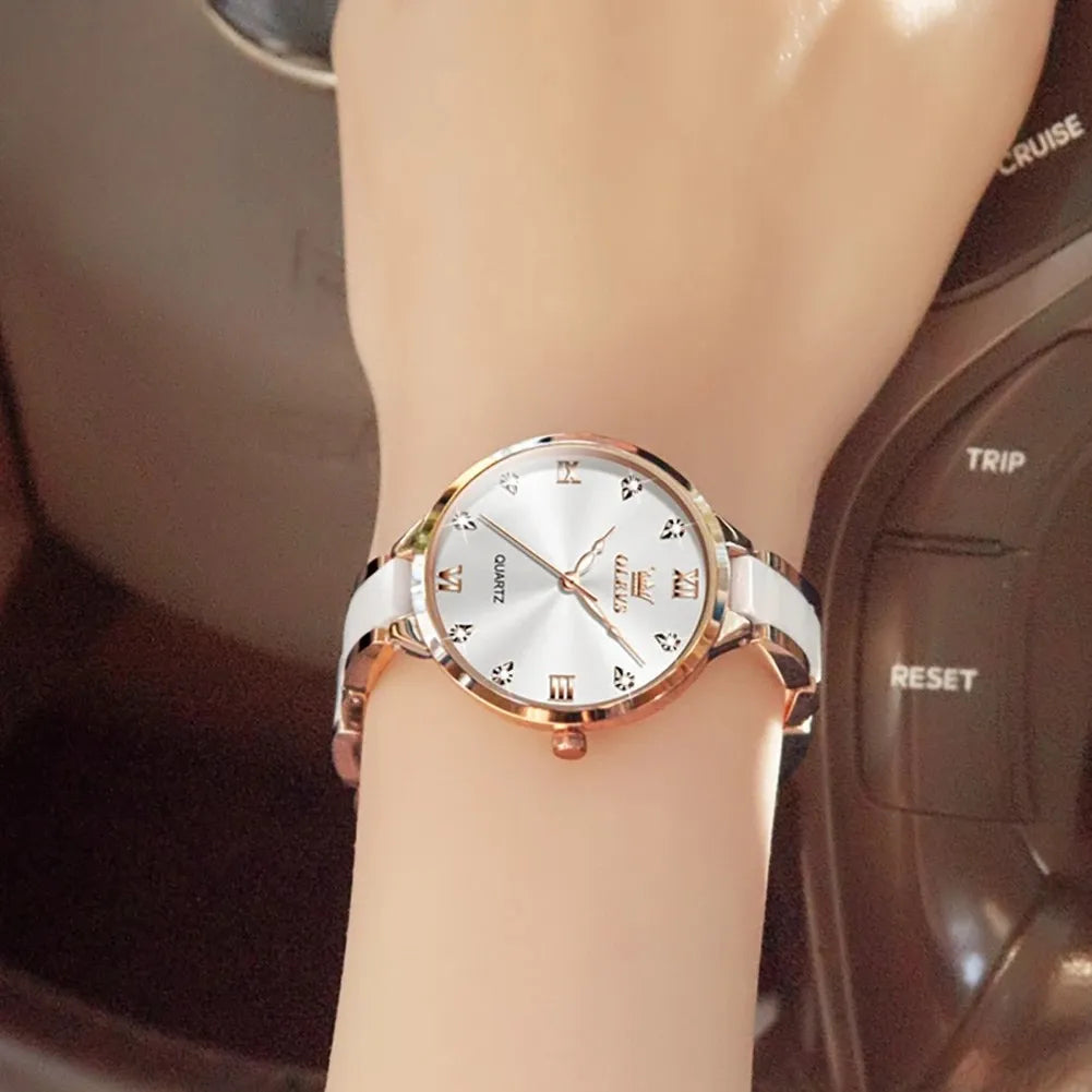 Watch Dial With Markers Shine in a Pristine Timepiece - WO2MEN