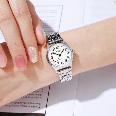 Elegant Round Dial Quartz Wristwatch with Folding Clasp