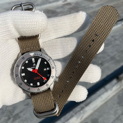 Big Mechanical Dive Watch with Sapphire Crystal