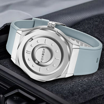 Quartz Wristwatch with Silicone Strap Water Resistant