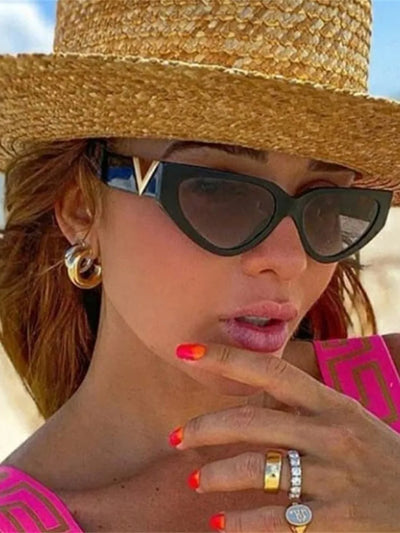 Cat Eye Sunglasses With V Accent Frame Everyday Style - WO2MEN