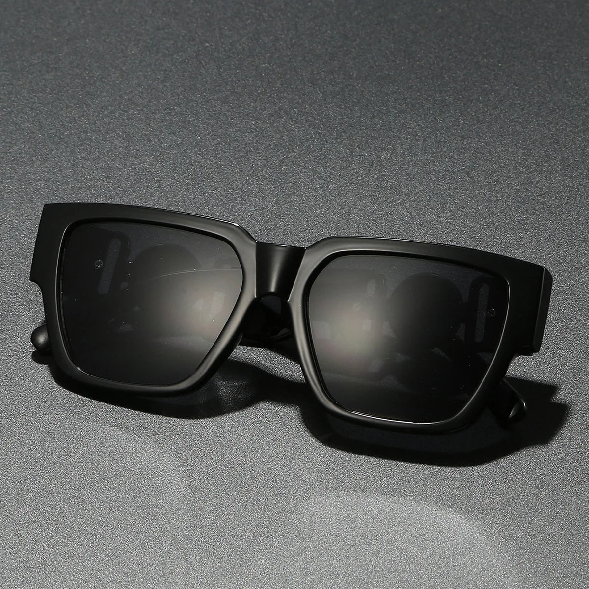 Sunglasses Square Frame With Gold Lion Emblem