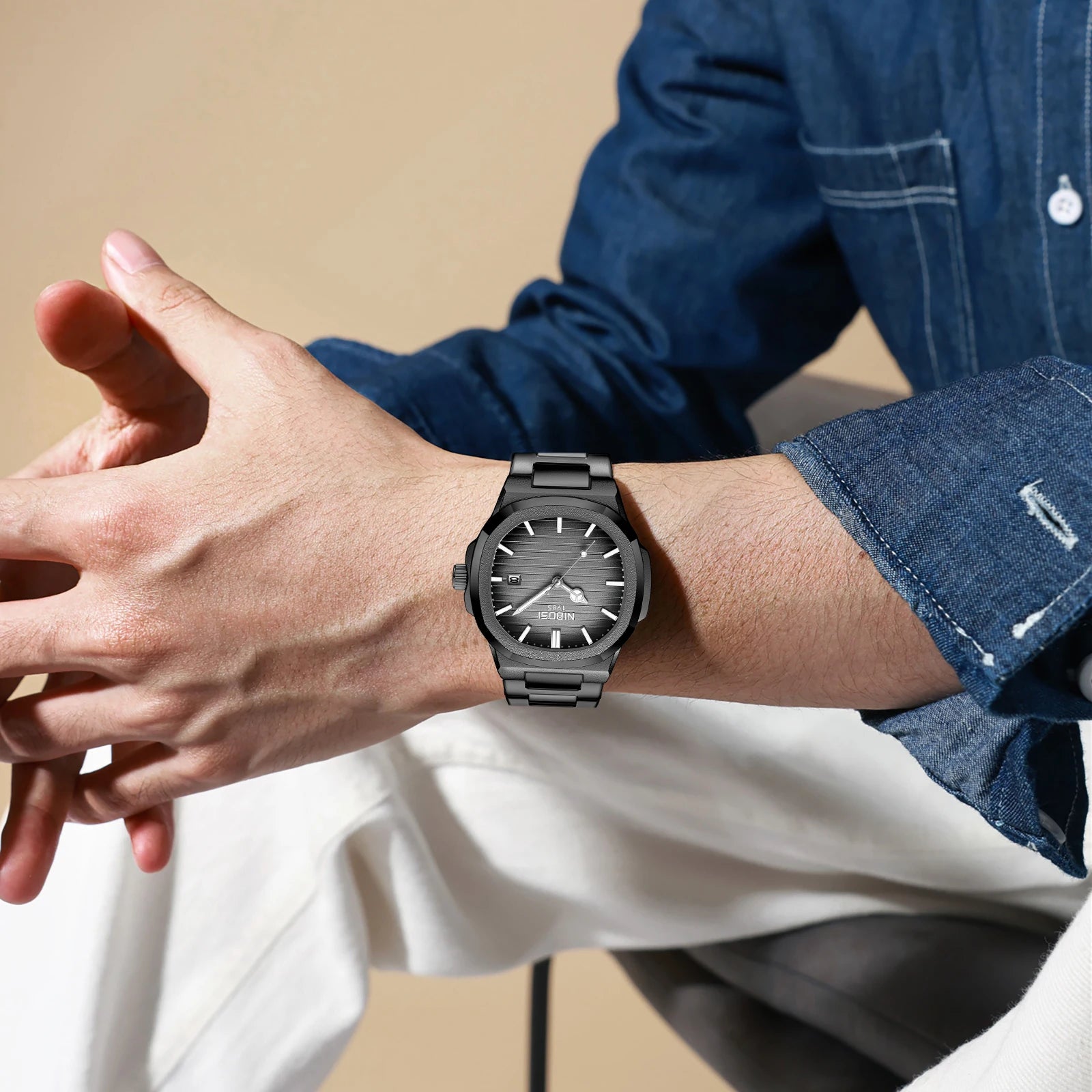 Timeless Round Watch with Date Window for Everyday Wear