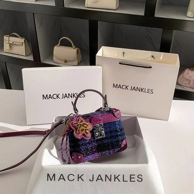 Handbag Contoured Box Carryall for Everyday Moments - WO2MEN