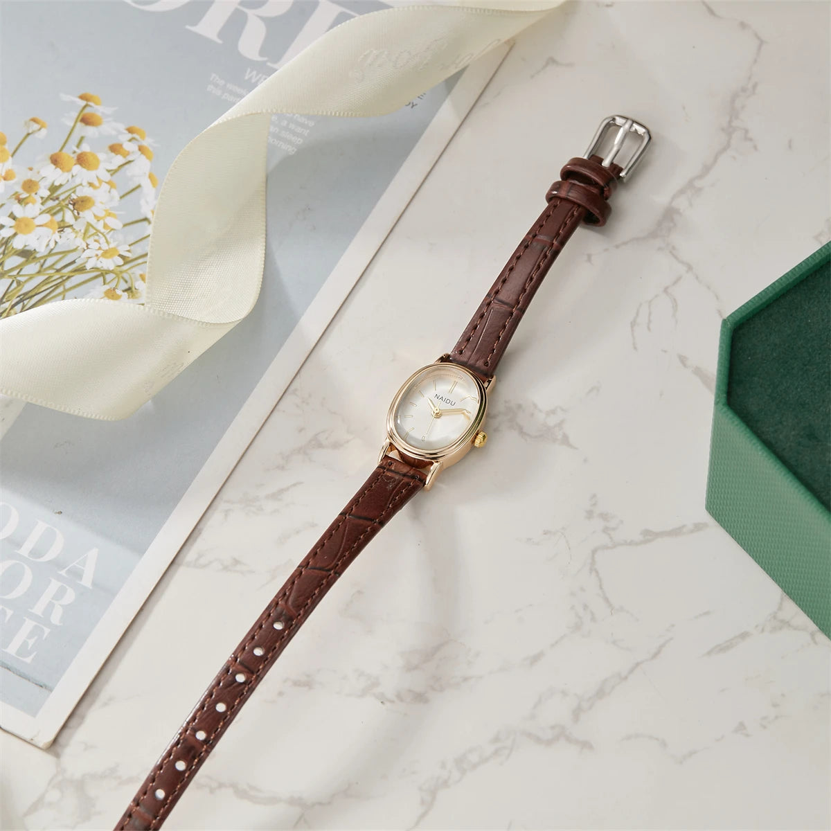 Oval Case Ladies Watch with Leather Strap Fine