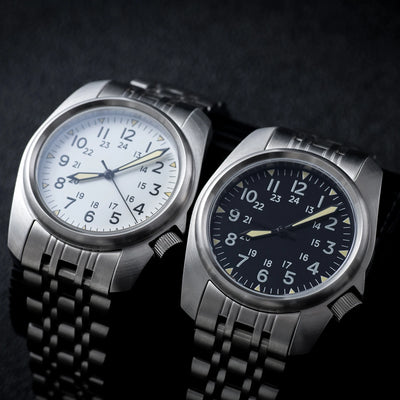 Pilot Style Quartz Wristwatch with Sapphire Crystal