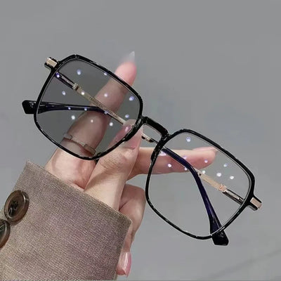 Photochromic Glasses With Translucent Frame Elegance - WO2MEN